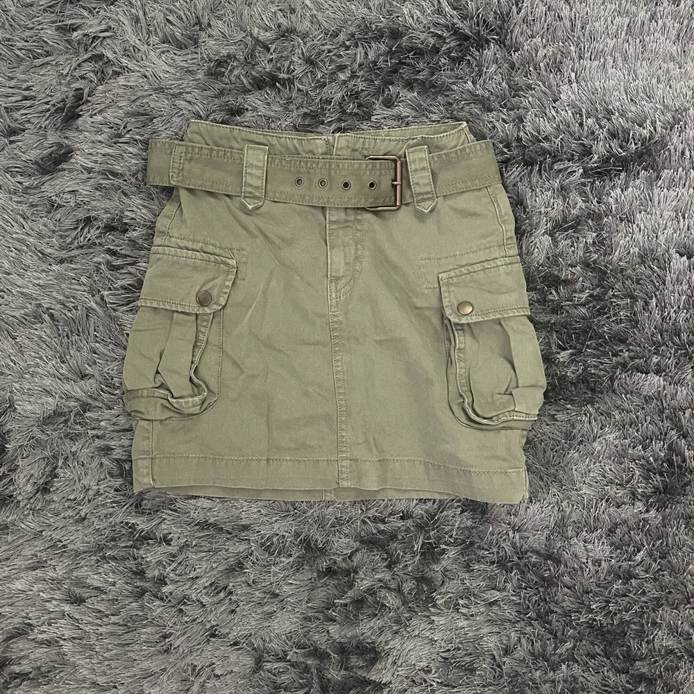 Cargo skirt.